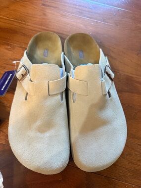 Birkenstock Suede Slip-On Clogs in Light Tan